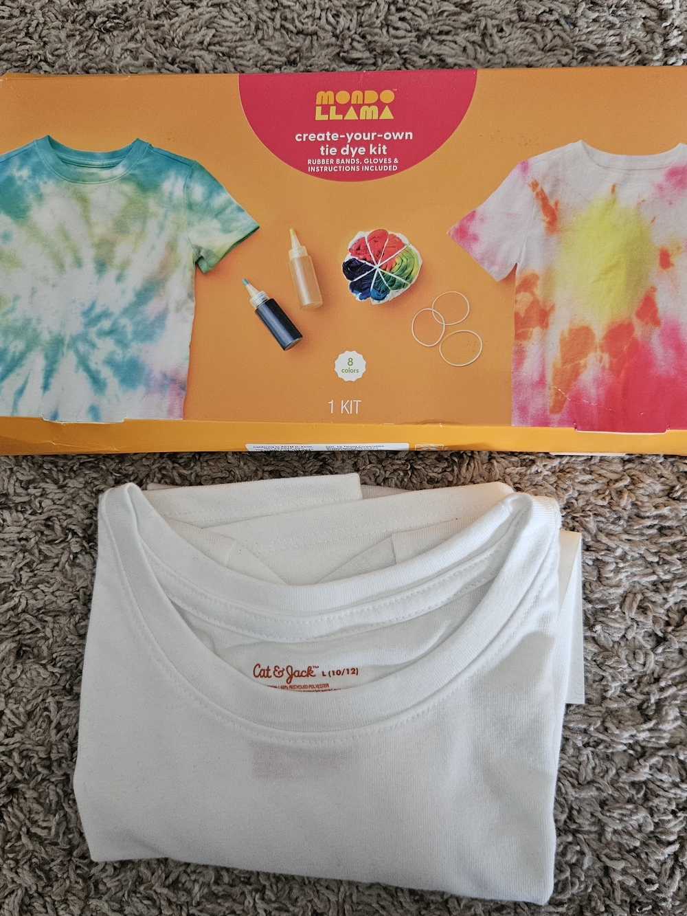 Tie dye kit with girls large white t-shirt